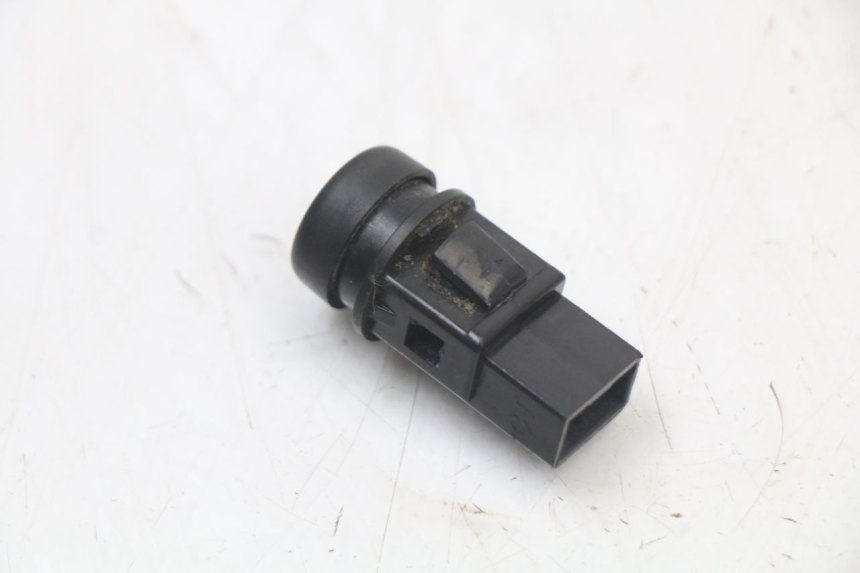 photo de STARTSCHAKELAAR PIAGGIO TYPHOON 50 (2000 - 2009) - Zoom op gebruiksstaat