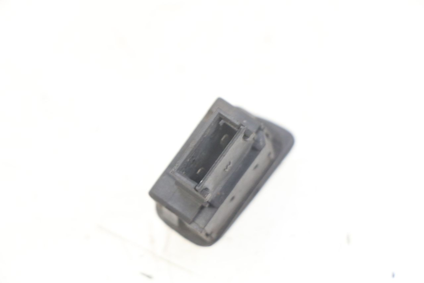 photo de STARTSCHAKELAAR PIAGGIO VESPA S 2T 50 (2007 - 2014) - Zoom op gebruiksstaat