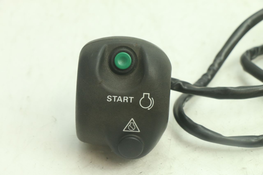 photo de STARTSCHAKELAAR YAMAHA WAVE RUNNER GP R 1200 (2000 - 2003) - Detail van het onderdeel