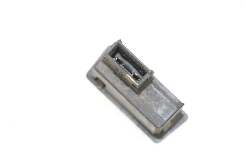 photo de STARTSCHAKELAAR YAMAHA XMAX X-MAX 125 (2006 - 2009) - Zoom op gebruiksstaat