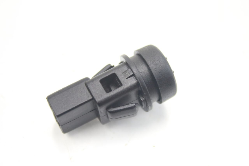 photo de STARTERSCHAKELAAR PIAGGIO X9 EVOLUTION 125 (2003 - 2007) - Detail van het onderdeel