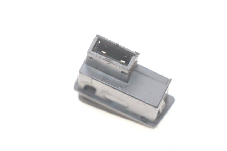 photo de STARTERSCHAKELAAR YIYING YY50QT-10 50 (2007 - 2022) - Detail van het onderdeel