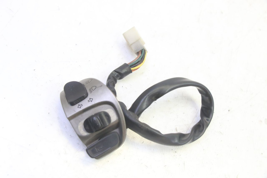 photo de RECHTS STUURSCHAKELAAR QUADRO 4 4D 350 (2015 - 2018) - Hoofdaanzicht