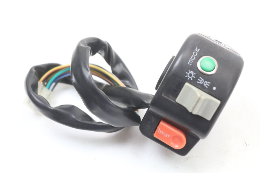 photo de RECHTER STUURSCHAKELAAR E-MAX 80L 1 (2011 - 2014) - Hoofdaanzicht