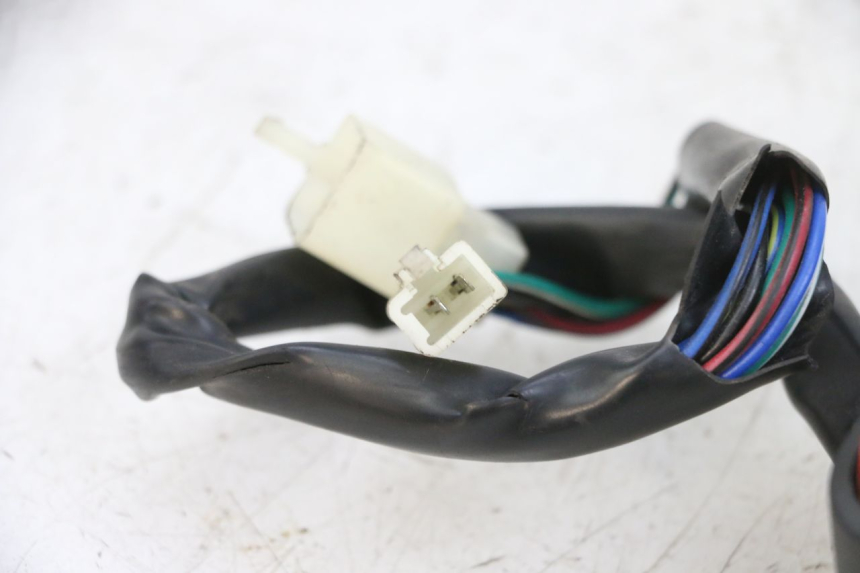 photo de RECHTER STUURSCHAKELAAR ADIVA AD3 300 (2014 - 2020) - Bevestigingspunten