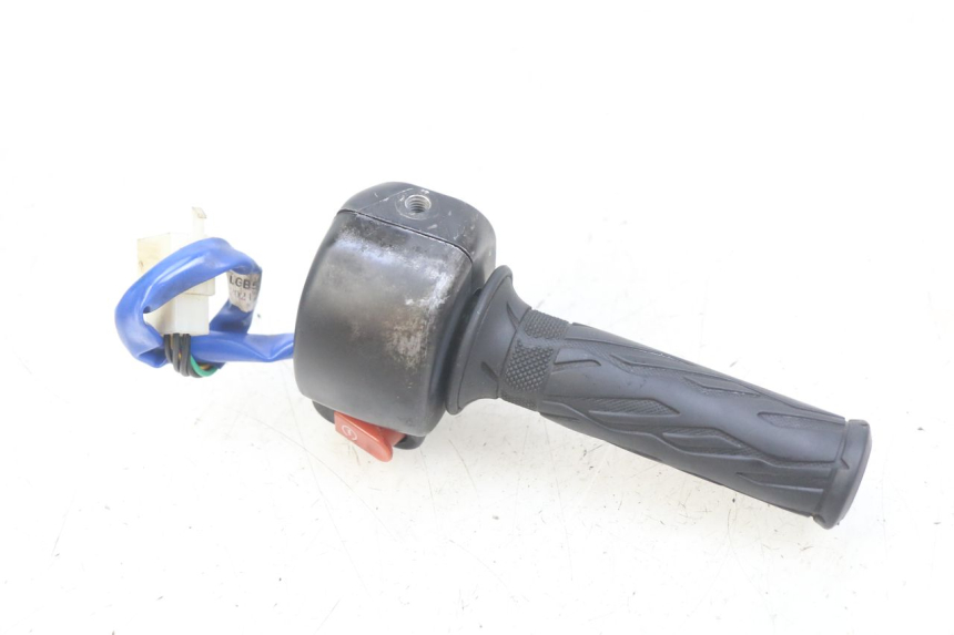 photo de RECHTER STUURSCHAKELAAR KYMCO AGILITY 16+ 4T 50 (2018 - 2023) - Hoofdaanzicht