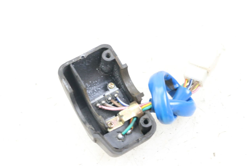 photo de RECHTER STUURSCHAKELAAR KYMCO AGILITY 4T 50 (2005 - 2018) - Zoom op gebruiksstaat