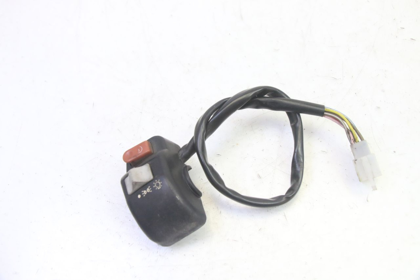 photo de RECHTER STUURSCHAKELAAR KYMCO AGILITY NAKED RENOUVO 2T 50 (2011 - 2018) - Zoom op gebruiksstaat