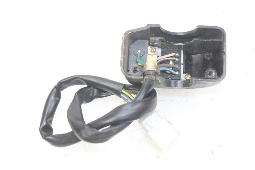 photo de RECHTS STUURSCHAKELAAR KYMCO AGILITY RS 2T 50 (2009 - 2013) - Detail van het onderdeel