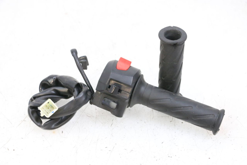 photo de RECHTER STUURSCHAKELAAR MAG POWER BOMBERS 4T 50 (2016 - 2026) - Hoofdaanzicht