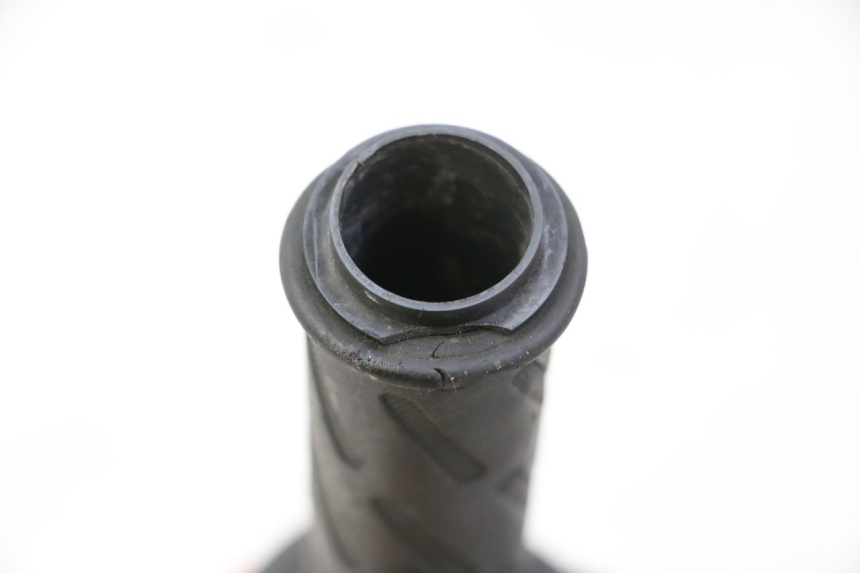 photo de RECHTER STUURSCHAKELAAR SUZUKI BURGMAN 125 (2007 - 2014) - Detail van het onderdeel