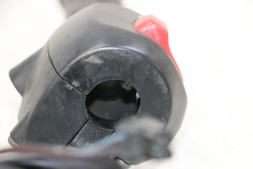 photo de RECHTER STUURSCHAKELAAR SUZUKI BURGMAN 125 (2007 - 2014) - Technische close-up