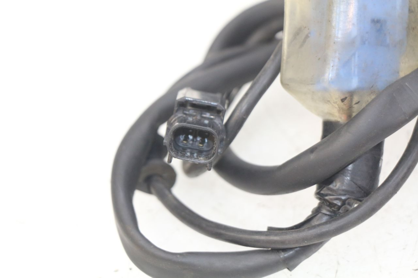 photo de RECHTER STUURSCHAKELAAR HONDA CB R 1000 (2018 - 2023) - Technische close-up