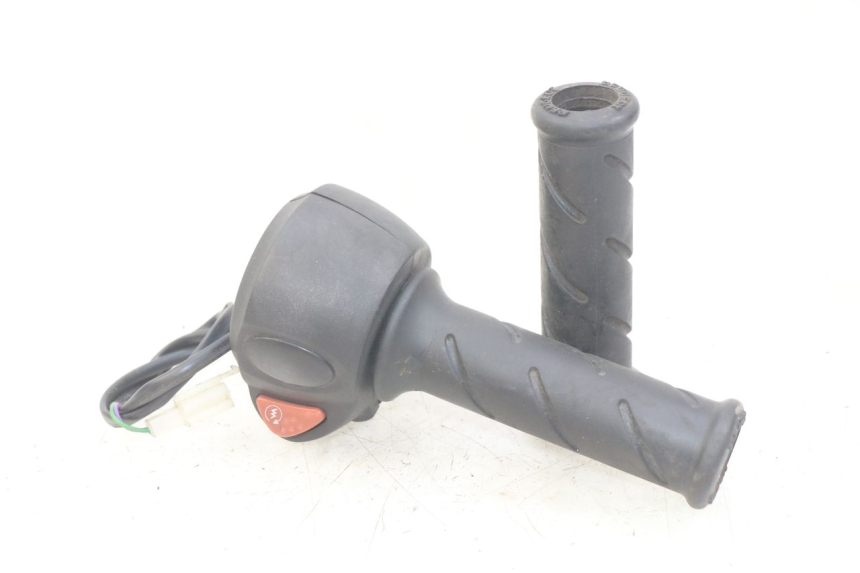 photo de RECHTER STUURSCHAKELAAR PEUGEOT CITYSTAR 2T 50 (2018 - 2021) - Hoofdaanzicht