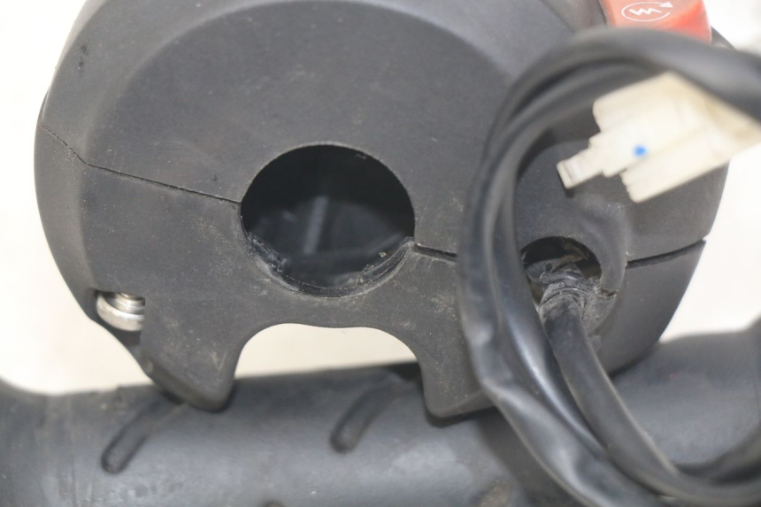 photo de RECHTER STUURSCHAKELAAR PEUGEOT CITYSTAR 2T 50 (2018 - 2021) - Andere kijkhoek