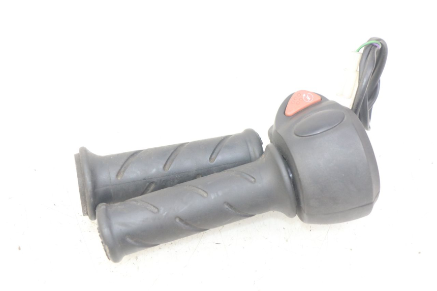 photo de RECHTER STUURSCHAKELAAR PEUGEOT CITYSTAR 2T 50 (2018 - 2021) - Overzicht