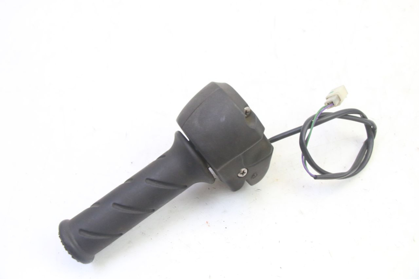 photo de RECHTS STUURSCHAKELAAR PEUGEOT CITYSTAR 50 (2013 - 2017) - Technische close-up