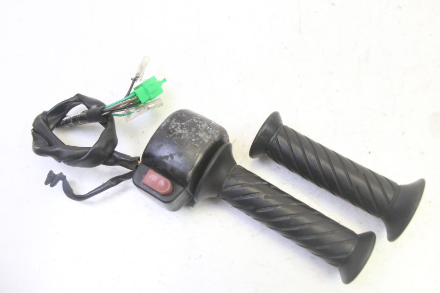 photo de RECHTS STUURSCHAKELAAR SYM CROX 4T 50 (2016 - 2023) - Hoofdaanzicht