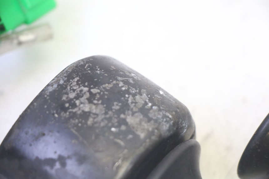 photo de RECHTS STUURSCHAKELAAR SYM CROX 4T 50 (2016 - 2023) - Zoom op gebruiksstaat