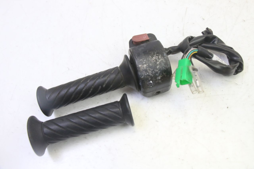 photo de RECHTS STUURSCHAKELAAR SYM CROX 4T 50 (2016 - 2023) - Overzicht