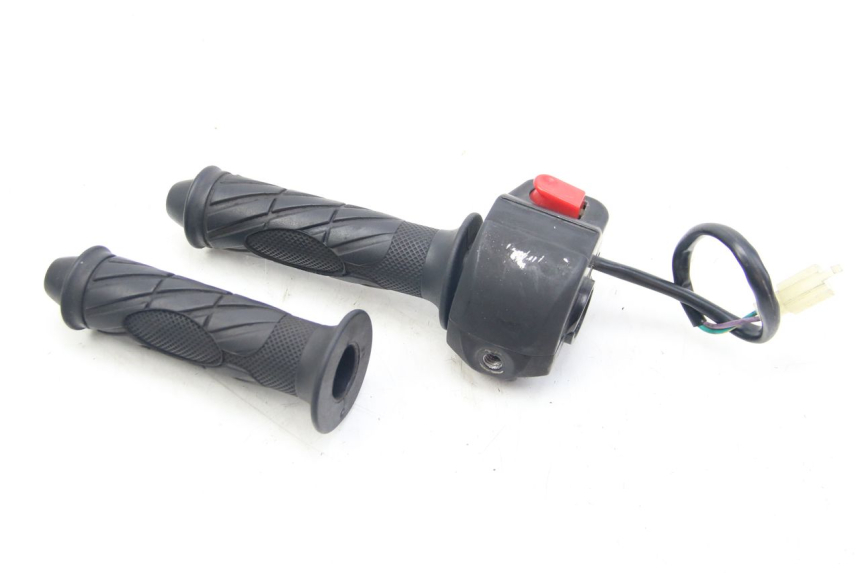 photo de RECHTER STUURSCHAKELAAR LONGJIA DIGITA 4T 50 (2019 - 2022) - Hoofdaanzicht