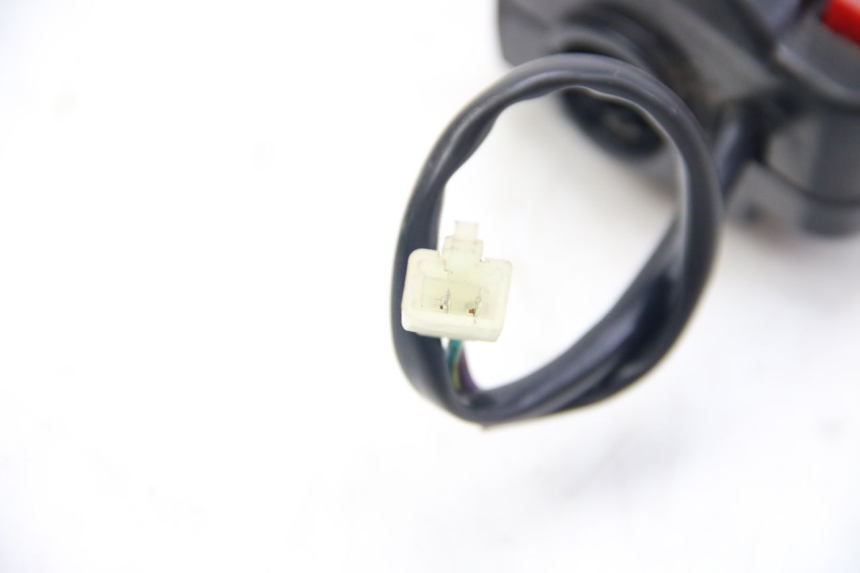 photo de RECHTER STUURSCHAKELAAR LONGJIA DIGITA 4T 50 (2019 - 2022) - Markeringen en referenties