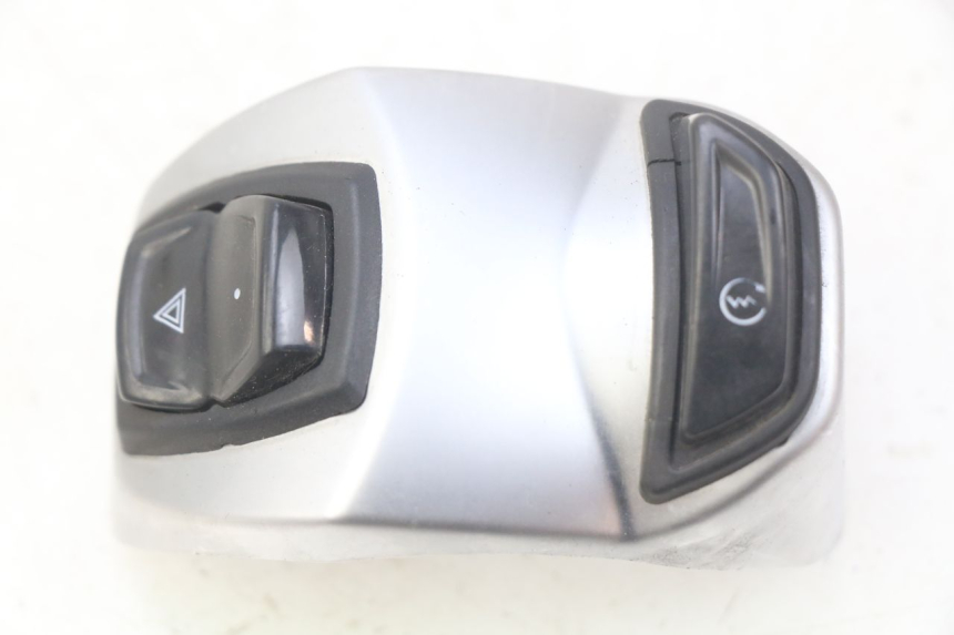 photo de RECHTER STUURSCHAKELAAR PEUGEOT DJANGO 2T 50 (2014 - 2019) - Hoofdaanzicht