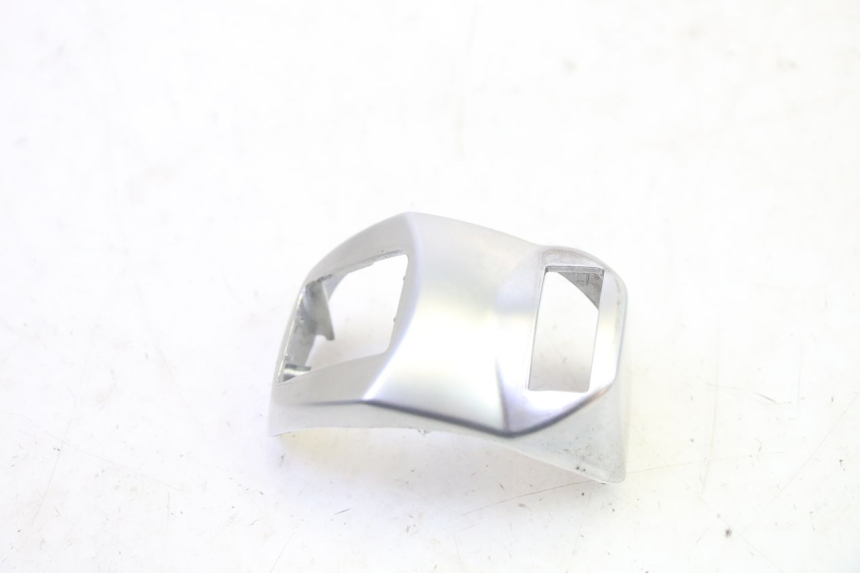 photo de RECHTER STUURSCHAKELAAR PEUGEOT DJANGO 4T 50 (2014 - 2019) - Detail van het onderdeel