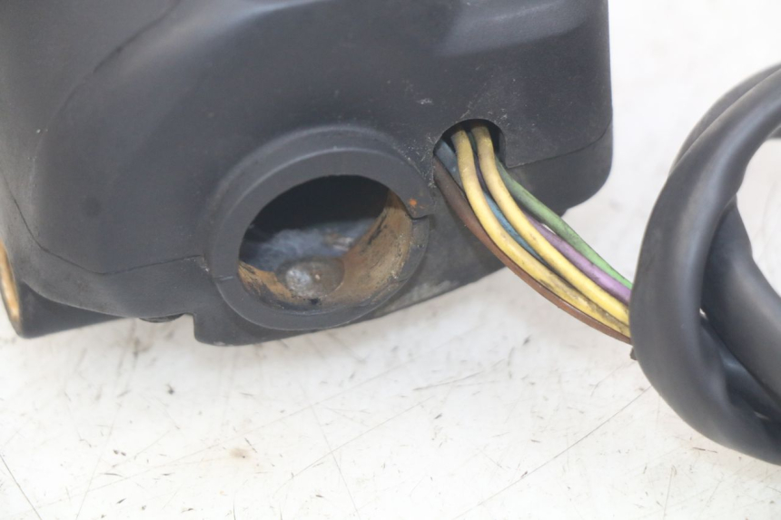 photo de RECHTER STUURSCHAKELAAR PEUGEOT ELYSEO 125 (1999 - 2004) - Andere kijkhoek