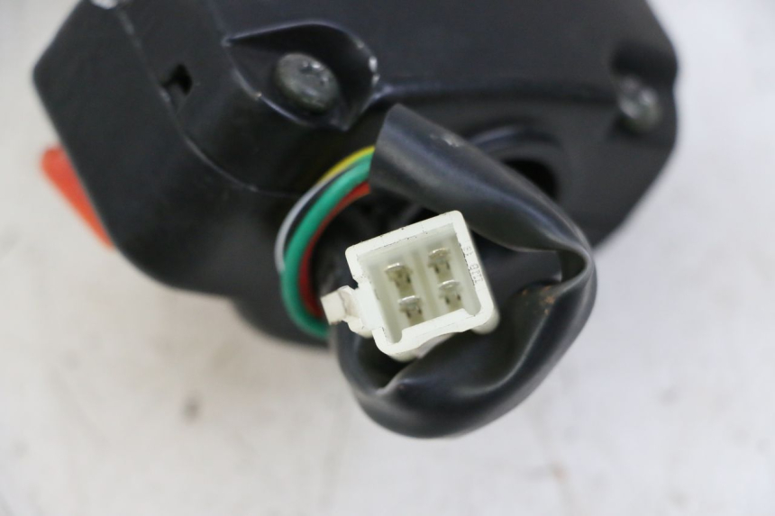 photo de RECHTER STUURSCHAKELAAR JM MOTORS EVOLIS 4T 50 (2018 - 2022) - Andere kijkhoek