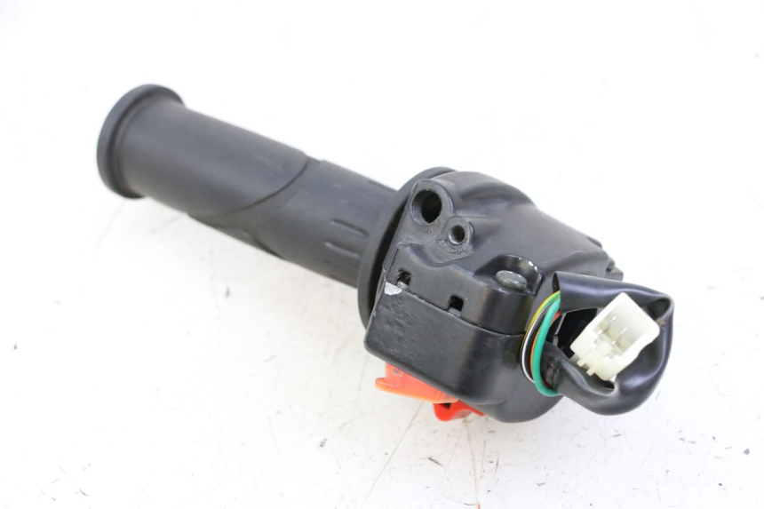 photo de RECHTER STUURSCHAKELAAR JM MOTORS EVOLIS 4T 50 (2018 - 2022) - Technische close-up