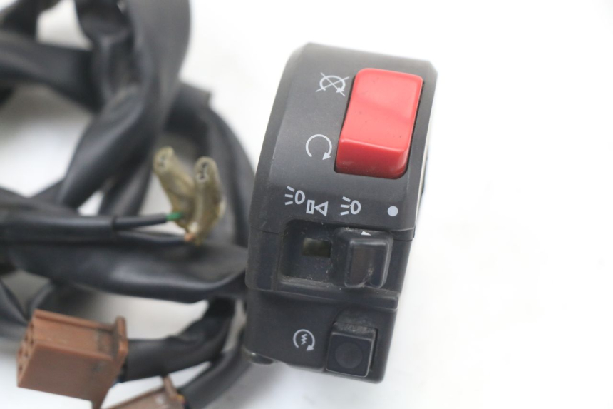 photo de RECHTS STUURSCHAKELAAR YAMAHA FJR ABS 1300 (2006 - 2012) - Detail van het onderdeel