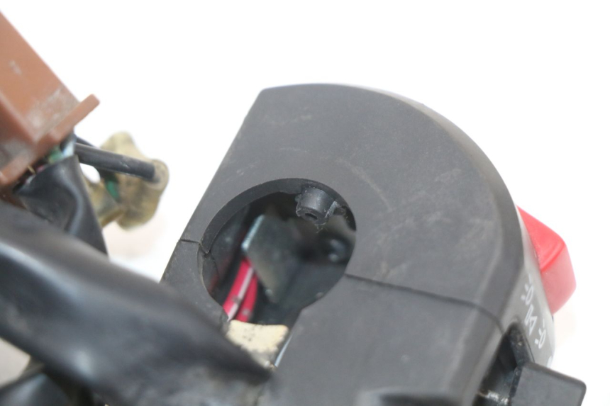 photo de RECHTS STUURSCHAKELAAR YAMAHA FJR ABS 1300 (2006 - 2012) - Overzicht