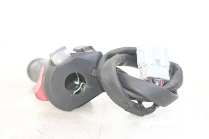 photo de RECHTS STUURSCHAKELAAR HONDA FORZA ABS 300 (2013 - 2017) - Andere kijkhoek