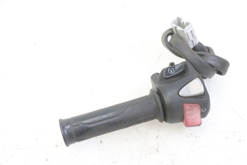 photo de RECHTS STUURSCHAKELAAR HONDA FORZA ABS 300 (2013 - 2017) - Staat van het oppervlak