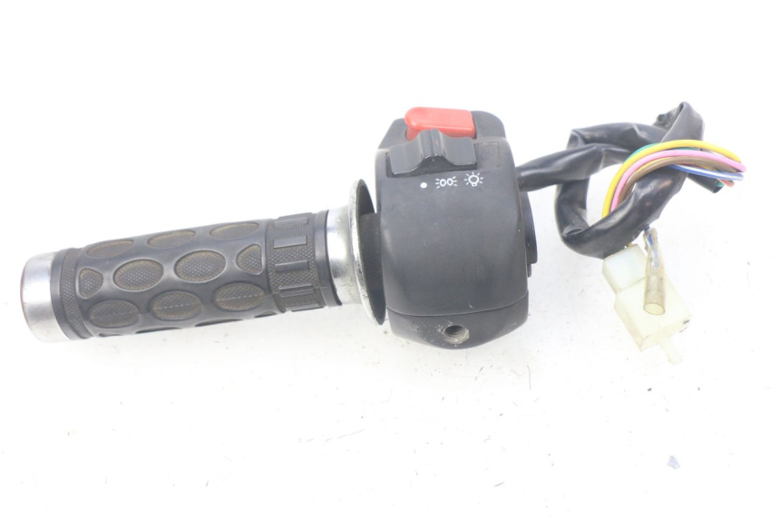 photo de RECHTS STUURSCHAKELAAR SACHS FY125T FY T 125 (2007 - 2011) - Technische close-up