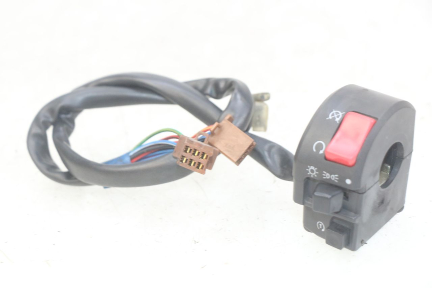 photo de RECHTS STUURSCHAKELAAR YAMAHA FZS FAZER 600 (1998 - 2001) - Hoofdaanzicht