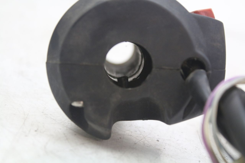 photo de RECHTER STUURSCHAKELAAR PEUGEOT GEOPOLIS RS 125 (2007 - 2009) - Detail van het onderdeel