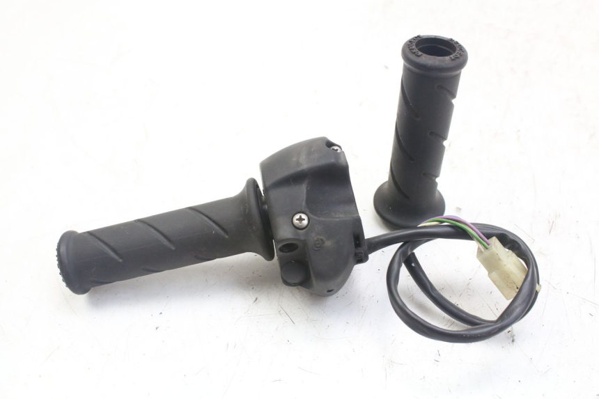 photo de RECHTER STUURSCHAKELAAR PEUGEOT GEOPOLIS RS 125 (2007 - 2009) - Andere kijkhoek