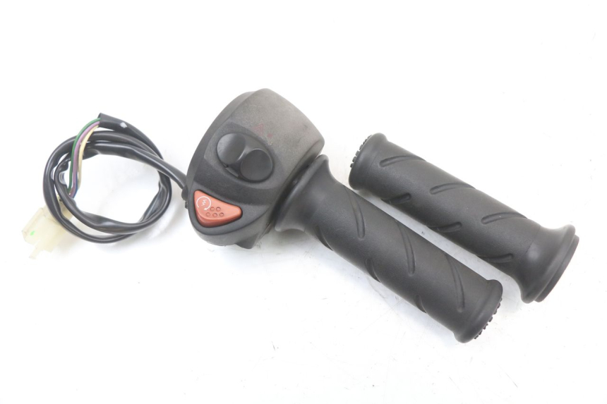 photo de RECHTER STUURSCHAKELAAR PEUGEOT GEOPOLIS RS 125 (2007 - 2009) - Hoofdaanzicht