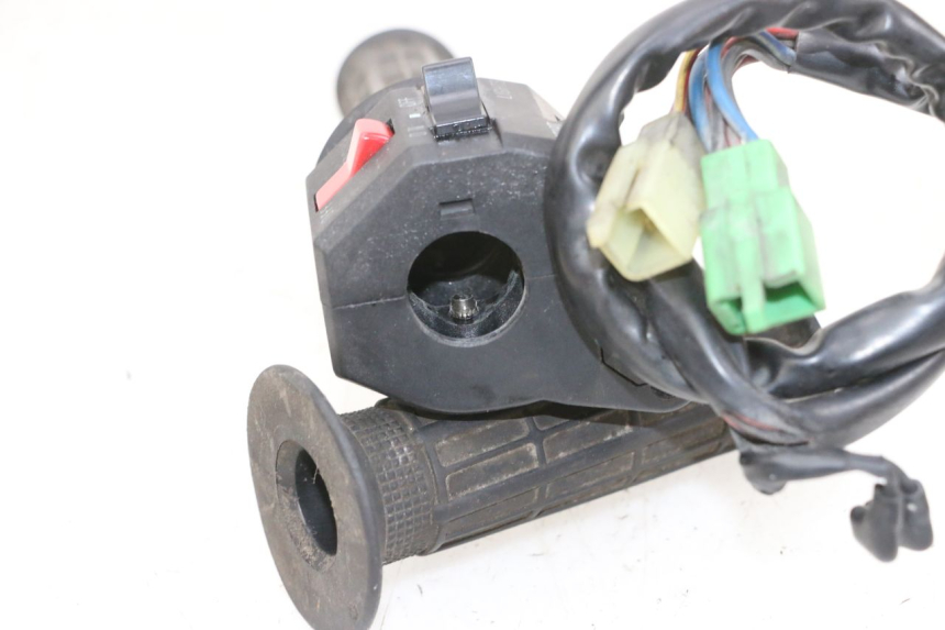 photo de RECHTER STUURSCHAKELAAR KAWASAKI GPX R WARBIRD 600 (1988 - 1993) - Zoom op gebruiksstaat