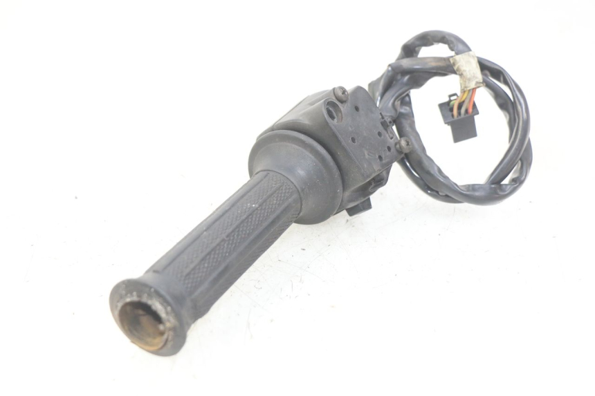 photo de RECHTER STUURSCHAKELAAR SUZUKI GSX-F GSX  F 1100 (1988 - 1994) - Bevestigingspunten