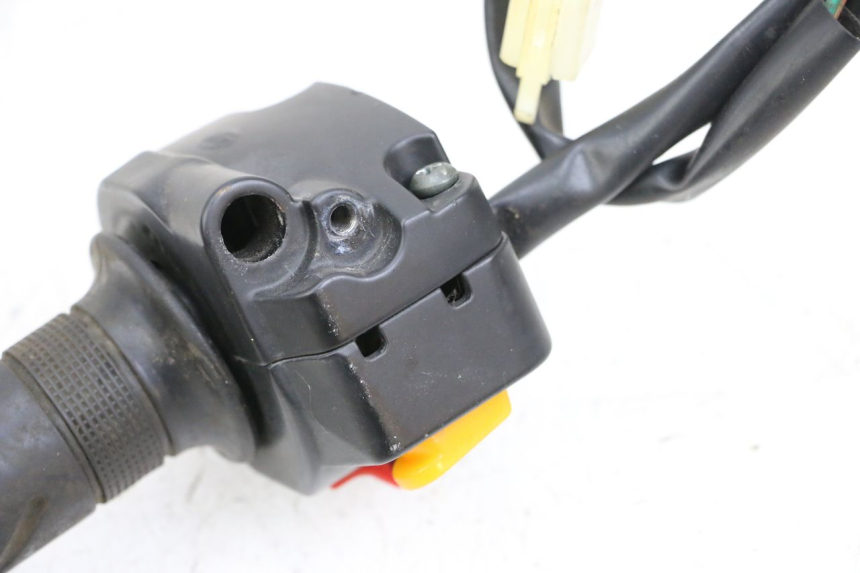 photo de RECHTER STUURSCHAKELAAR EUROCKA GTR 50 (2018 - 2021) - Bevestigingspunten