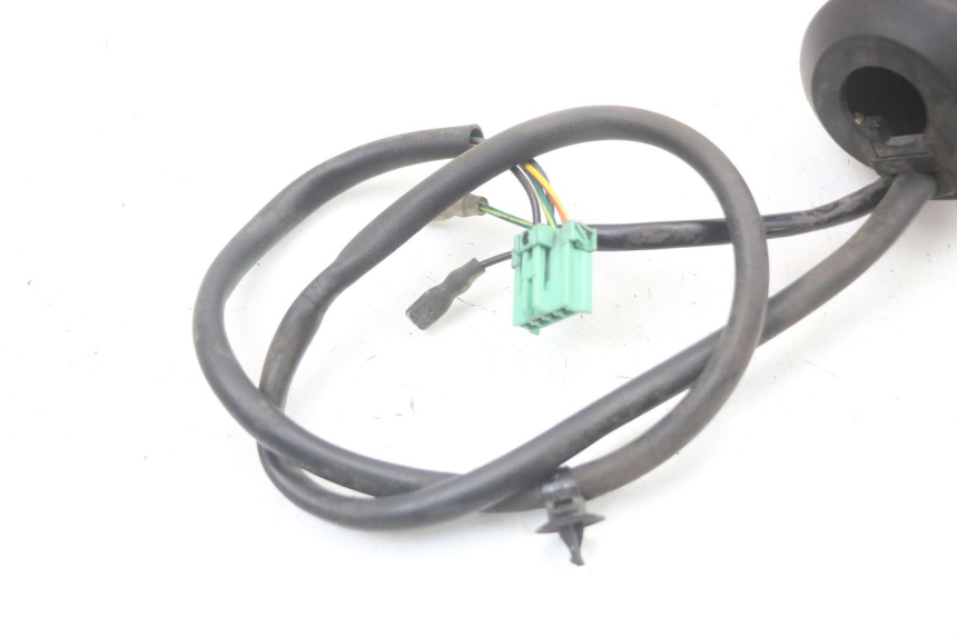 photo de RECHTER STUURSCHAKELAAR HONDA FES S-WING SWING 125 (2007 - 2015) - Overzicht