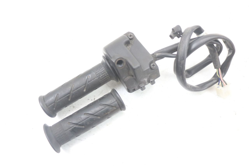 photo de RECHTER STUURSCHAKELAAR HONDA PCX (JF28) 125 (2009 - 2011) - Andere kijkhoek