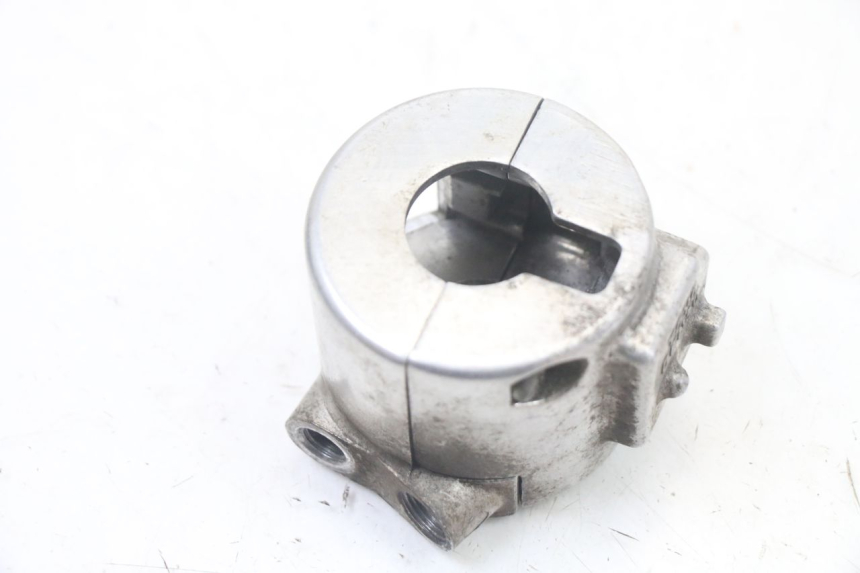 photo de RECHTER STUURSCHAKELAAR HONDA VT C2 SHADOW 750 (1997 - 2001) - Technische close-up