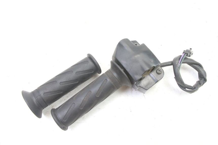 photo de RECHTER STUURSCHAKELAAR PEUGEOT KISBEE 2T 50 (2010 - 2017) - Andere kijkhoek