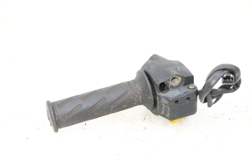 photo de RECHTER STUURSCHAKELAAR PEUGEOT KISBEE 2T 50 (2010 - 2017) - Detail van het onderdeel