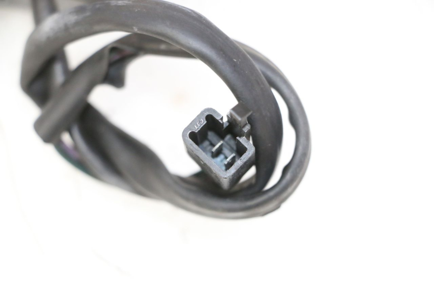 photo de RECHTER STUURSCHAKELAAR PEUGEOT KISBEE 2T 50 (2010 - 2017) - Zoom op gebruiksstaat