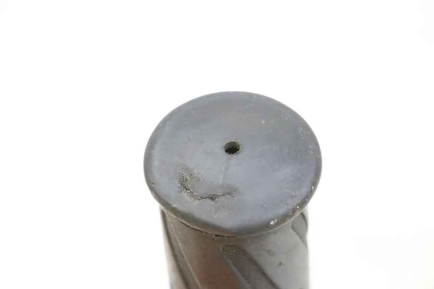 photo de RECHTER STUURSCHAKELAAR PEUGEOT KISBEE 4T 50 (2010 - 2017) - Detail van het onderdeel